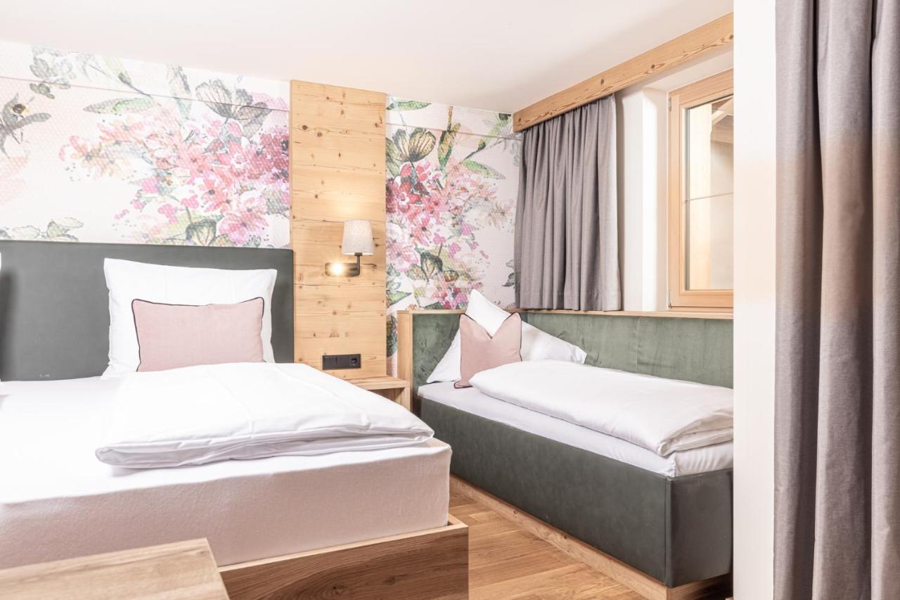Galtenberg Bed & Breakfast Алпбах Екстериор снимка